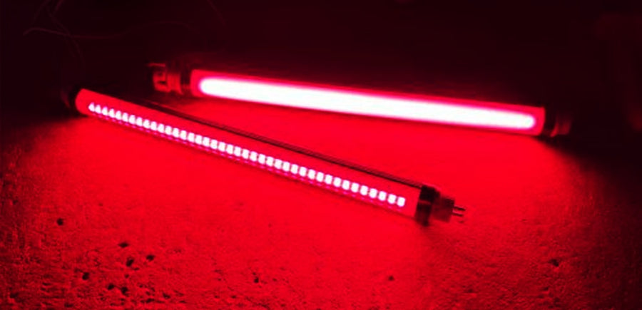 Red LED tubes for warships, submarines and aircraft